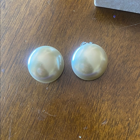 Assorted Gold and Silver Jewelry Collection - Picture 2 of 5